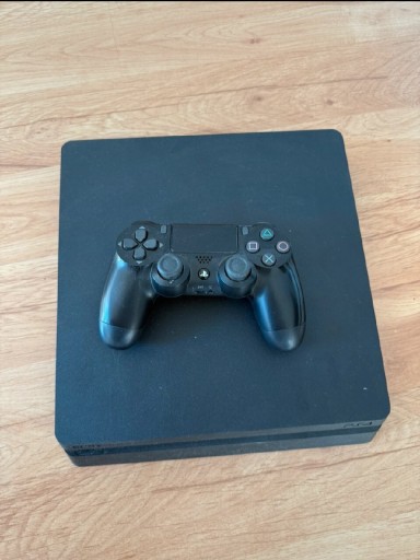 Zdjęcie oferty: Ps4 slim 500gb + pad