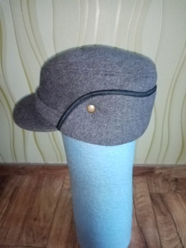 Zdjęcie oferty: Męska zimowa ocieplana czapka z daszkiem z klapką na uszy 54 traperska