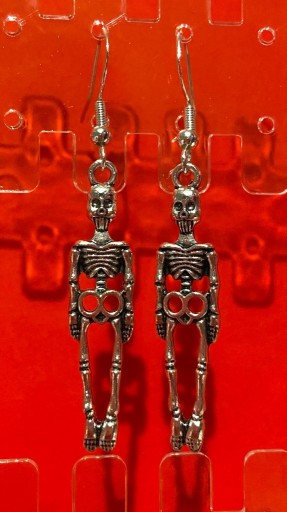 Zdjęcie oferty: Kolczyki kościotrup szkielet Halloween handmade
