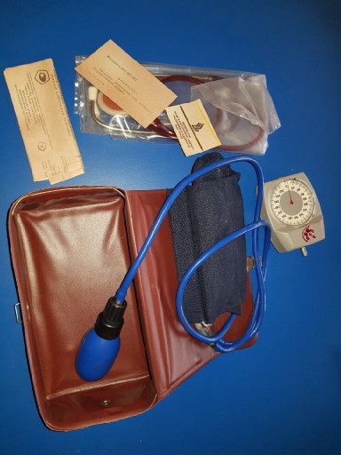 Zdjęcie oferty: Zestaw ciśnieniomierz i stetoskop