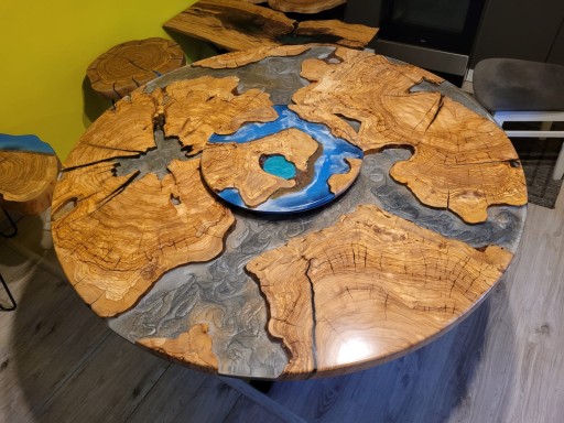 Zdjęcie oferty: Stół do Jadalni z drewna Oliwkowego ( Dębu )