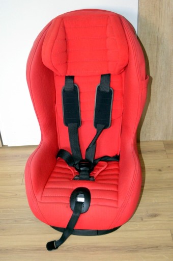 Zdjęcie oferty: Fotelik samochodowy Chicco XPace 9-18 kg czerwony