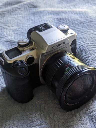 Zdjęcie oferty: Canon 50 + obiektyw Vivitar 19-35mm