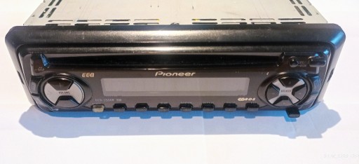 Zdjęcie oferty: Radio samochodowe Pioneer DEH-2330R