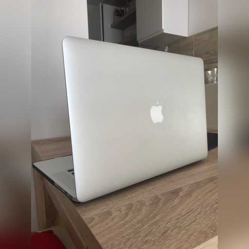 Zdjęcie oferty: MacBook Pro 15