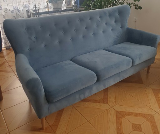 Zdjęcie oferty: Sofa trzyosobowa z fotelem i podnóżkiem