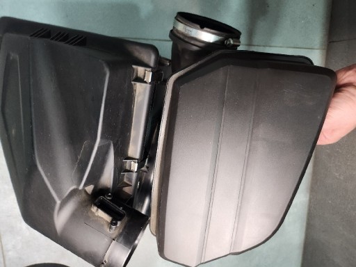 Zdjęcie oferty: Obudowa filtra powietrza + rezonator BMW 3 G20 