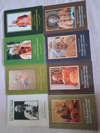 Zdjęcie oferty: 8 książek z wykładami Trivikrama Swami j.polski