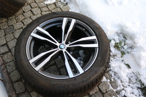 Zdjęcie oferty: Komplet kół felgi i koła zimowe do BMW X7 G07