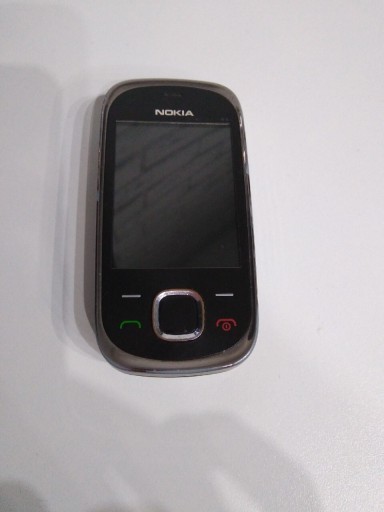 Zdjęcie oferty: Telefon Nokia 7230 czarny rozsuwany