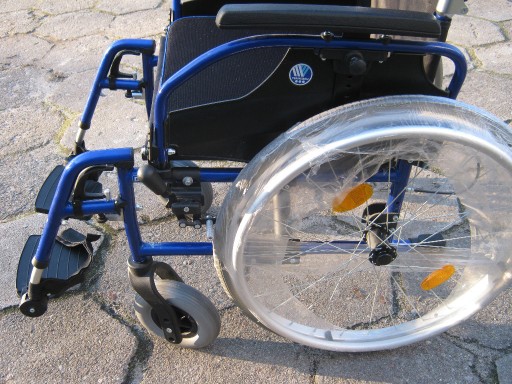 Zdjęcie oferty: Wózek inwalidzki nie używany Vermeiren D200 lekki