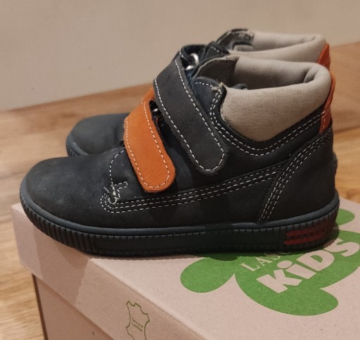 Zdjęcie oferty: Skórzane buty Lasocki kids r.22