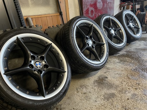 Zdjęcie oferty: Felgi 18 5x120 BMW + opony 