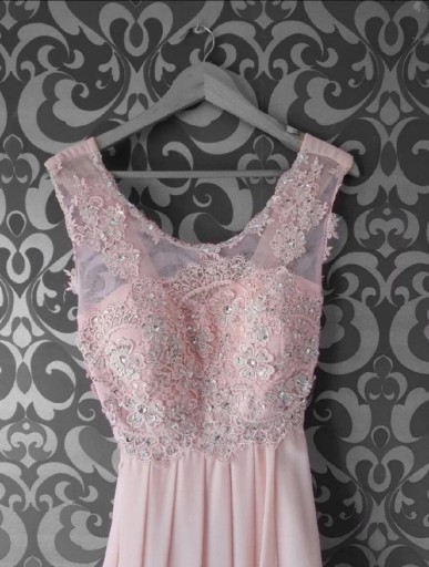 Zdjęcie oferty: Sukienka długa maxi pudrowy róż diamenciki M/L