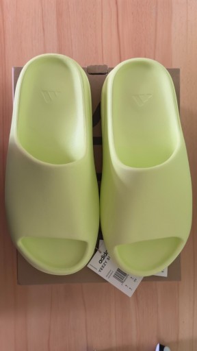 Zdjęcie oferty: adidas Yeezy Slide Glow Green r. 43