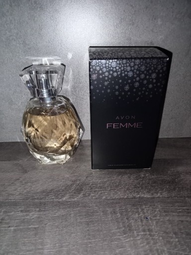 Zdjęcie oferty: Unikat Avon Femme 50ml woda perfumowana 