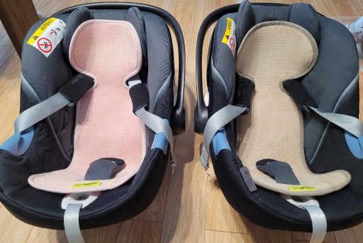 Zdjęcie oferty: 2 foteliki Cybex Aton M i-Size