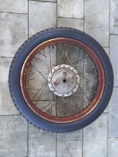 Zdjęcie oferty: koło tylne do motoru kolekcjonerskie motocykla