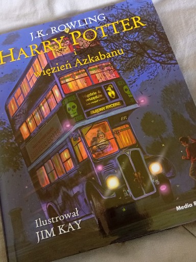 Zdjęcie oferty: Harry Potter i więzień Azkabanu książka jest ilustrowana - Rowling J. K.