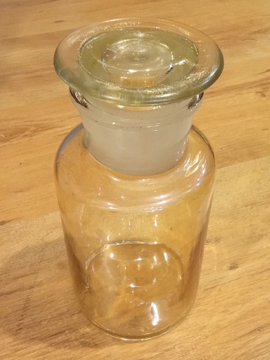 Zdjęcie oferty: Zabytkowy szklany słój słoik ok. 1 litr