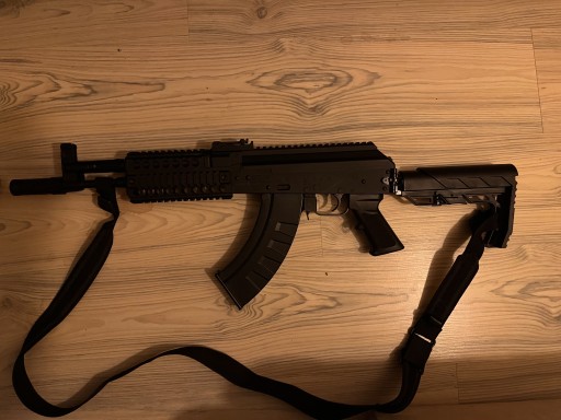 Zdjęcie oferty: Wiatrówka Crosman AK1 Full Auto