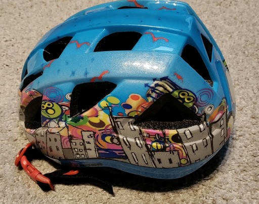 Zdjęcie oferty: Kask rowerowy Kross junior, rozmiar 54- 68 cm.