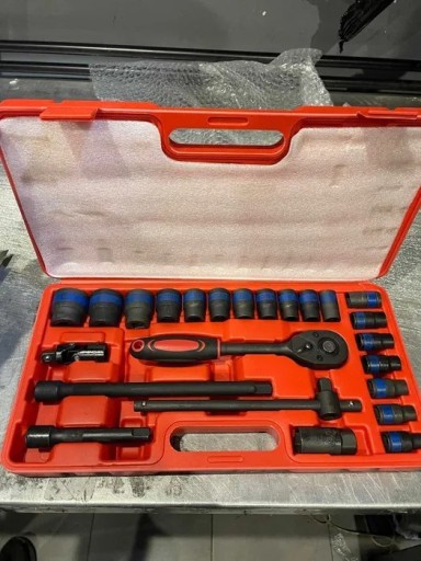 Zdjęcie oferty: Zestaw kluczy 25 elementów