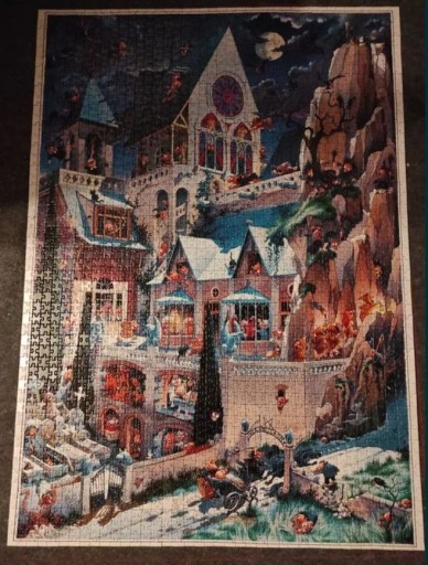 Zdjęcie oferty: Kompletne/ Puzzle Heye 2000 - Straszny zamek