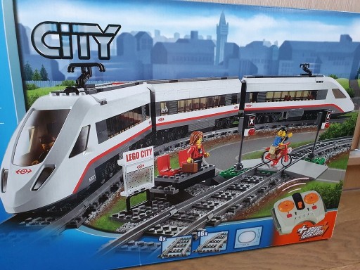 Zdjęcie oferty: LEGO 60051 pociąg + zwrotnice LEGO 7895