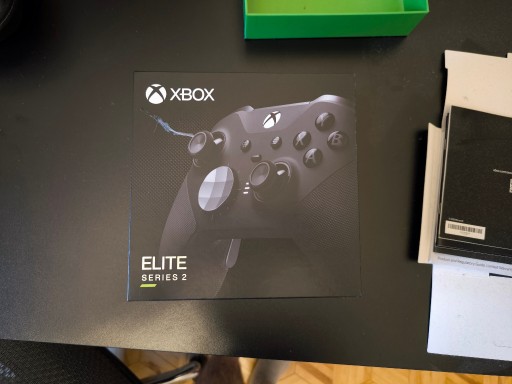 Zdjęcie oferty: Pad Xbox Elite Series 2