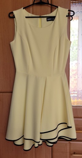 Zdjęcie oferty: Sukienka damska, kolor jasnożółty, rozmiar 36 / 38