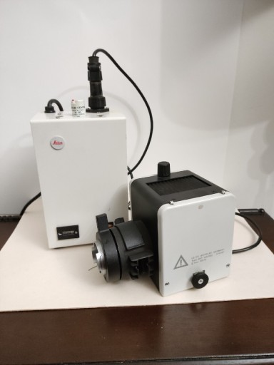 Zdjęcie oferty: Oświetlacz luminescencyjny Leica dla mikroskopu 