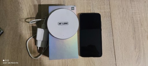 Zdjęcie oferty: Xiaomi Mi9 + ładowarka indukcyjna.