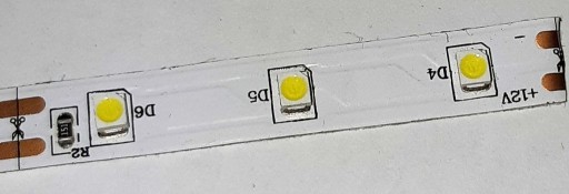 Zdjęcie oferty: Taśma pasek LED 12V biała szerokość 8mm