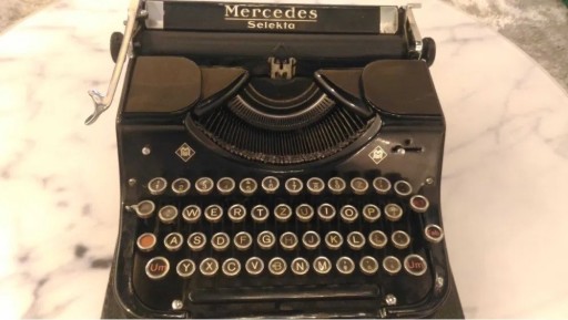Zdjęcie oferty: Sprzedam maszynę do pisania MERCEDES