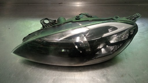 Zdjęcie oferty: LAMPA LEWY PRZÓD VOLVO V40 12- XENON 31420007