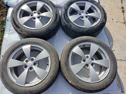 Zdjęcie oferty: Alufelgi z oponami 205/55 R16