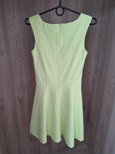 Zdjęcie oferty: Limonkowa sukienka Rozmiar 36