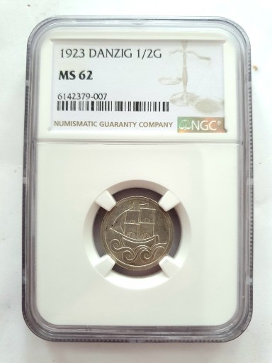 Zdjęcie oferty: 1/2- Gulden 1923r "Freie Stadt Danzing" NGC MS 62