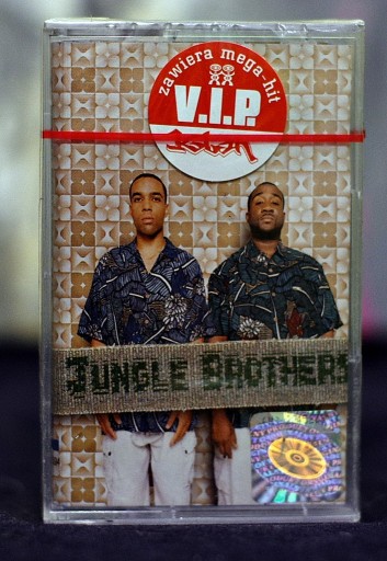 Zdjęcie oferty: Jungle Brothers - V.I.P., kaseta, folia