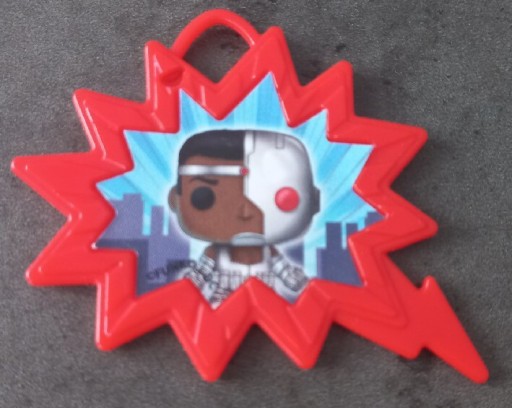 Zdjęcie oferty: Funko Pop Kinder Joy DC - brelok/zawieszka Cyborg