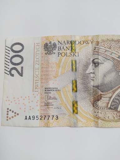 Zdjęcie oferty: Banknot 200zł,seria AA trzy siódemki 777