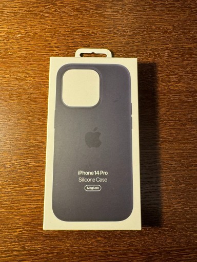 Zdjęcie oferty: Silikonowe etui iPhone 14 Pro północ midnight