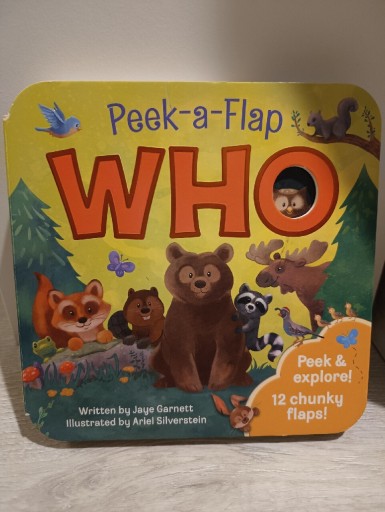 Zdjęcie oferty: Peek-a-flap WHO - Książka kartonowa po angielsku, z okienkmi JAK NOWA