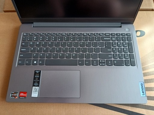 Zdjęcie oferty: Laptop Lenovo IdeaPad 3 15ALC6