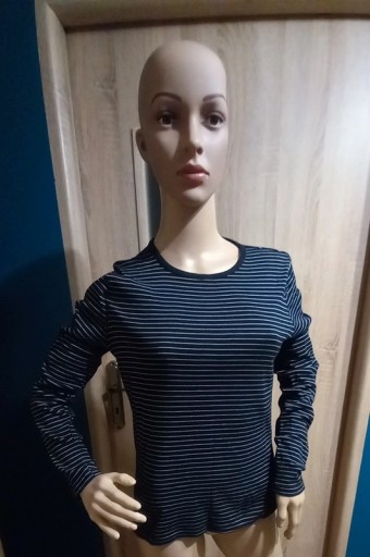 Zdjęcie oferty: Czarny sweter w paski vintage S