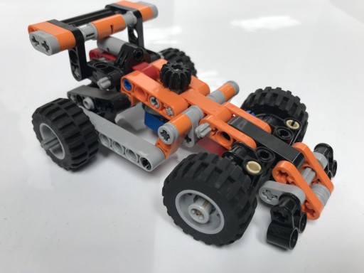 Zdjęcie oferty: LEGO Technic 9390 wyścigówka / pomoc drogowa 2w1