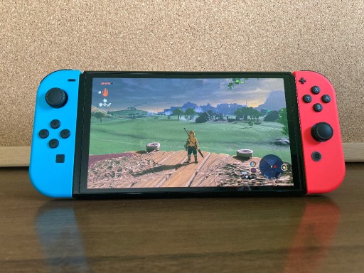 Zdjęcie oferty: Nintendo Switch OLED+gra The Legend of Zelda: TOTK