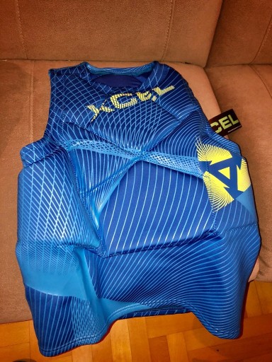 Zdjęcie oferty: Kamizelka ochronna XCEL rozm.XL (Kite Vest) 