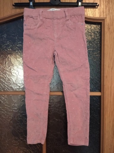 Zdjęcie oferty: Jeansowe dziewczęce spodnie w serduszka - denim